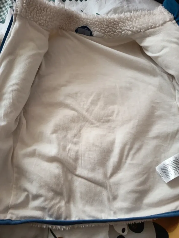 Veste 6 ans - photo numéro 3