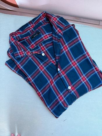 Chemise à carreaux