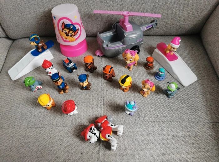 Lot 26 figurines véhicules peluche art créatif Nickelodeon paw patrol pat patrouille - photo numéro 3