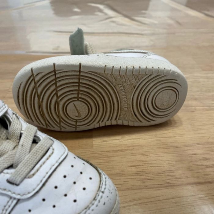 Baskets nike 22 - photo numéro 3