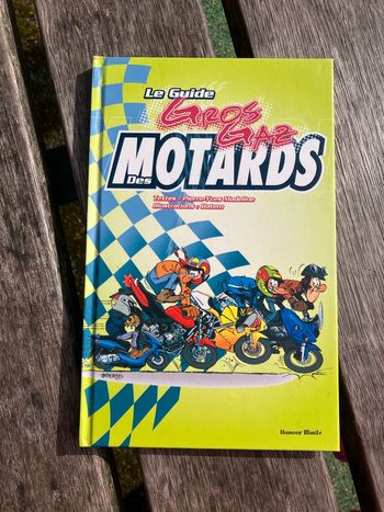 Livre le guide gros gaz des motards