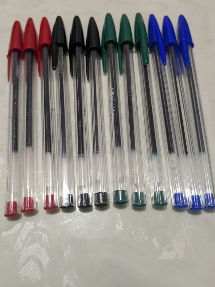 Lot de 12 stylos Bic - photo numéro 4