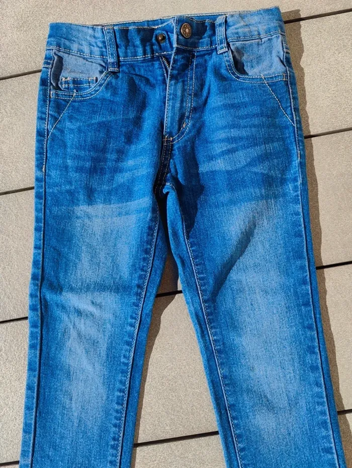 Jeans fille 6 ans - photo numéro 2