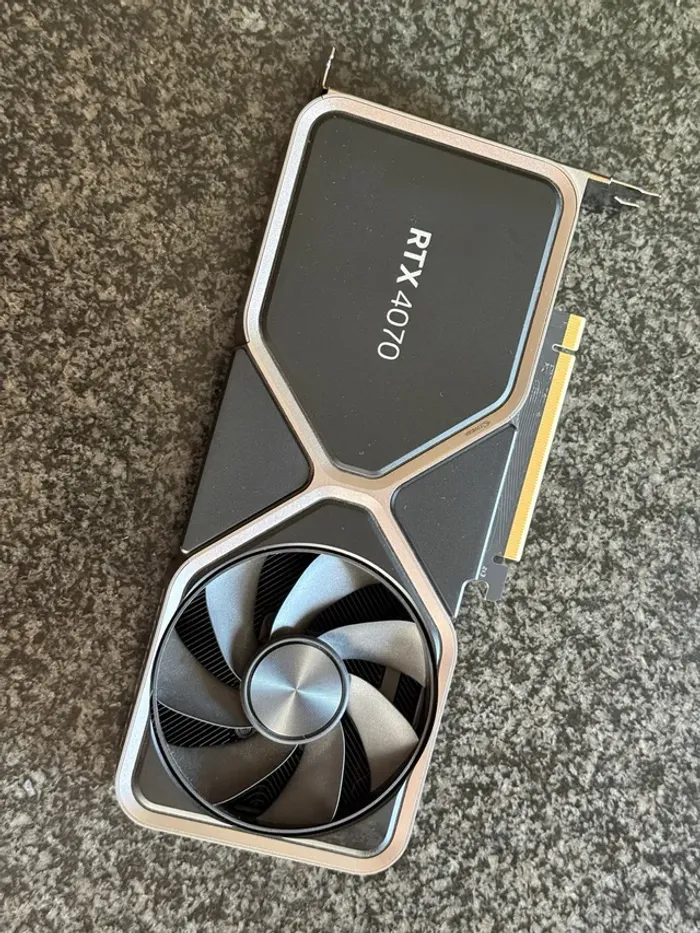 RTX 4070 - photo numéro 3