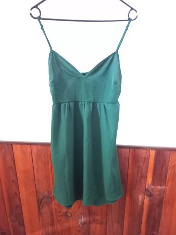 Robe fines bretelles verte
