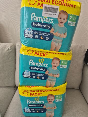 Couche pampers taille 7