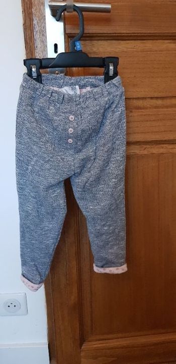 Pantalon jogging fille 18-24mois
