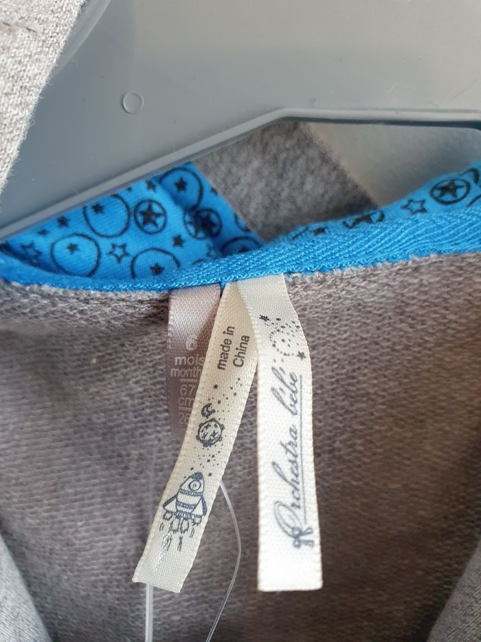 Gilet à capuche  garçon 6 mois (67) - photo numéro 3