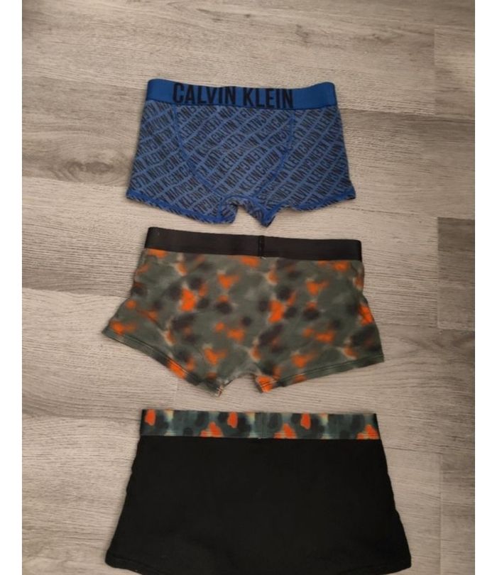 Lot 3 boxers garçon en 8 ans Calvin Klein - photo numéro 4
