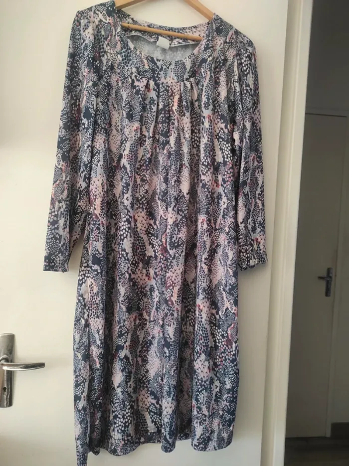 Robe bleu et rose
