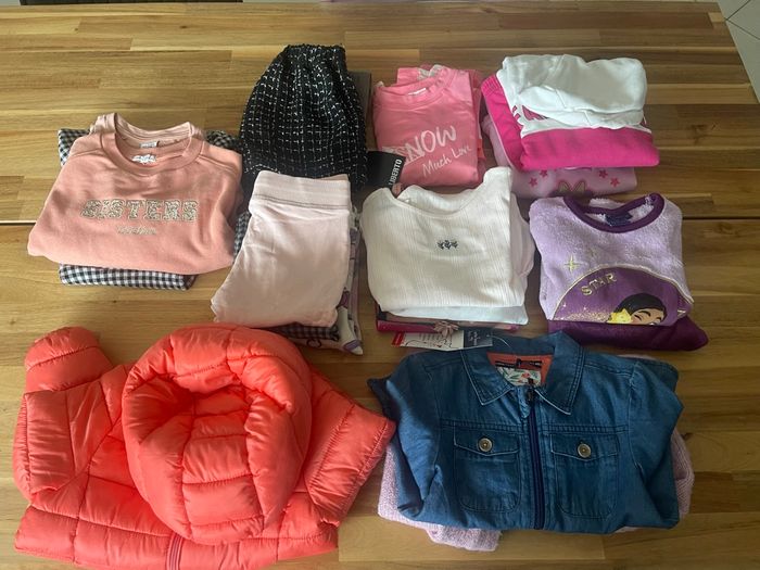 Lot vêtements 5 ans - photo numéro 3