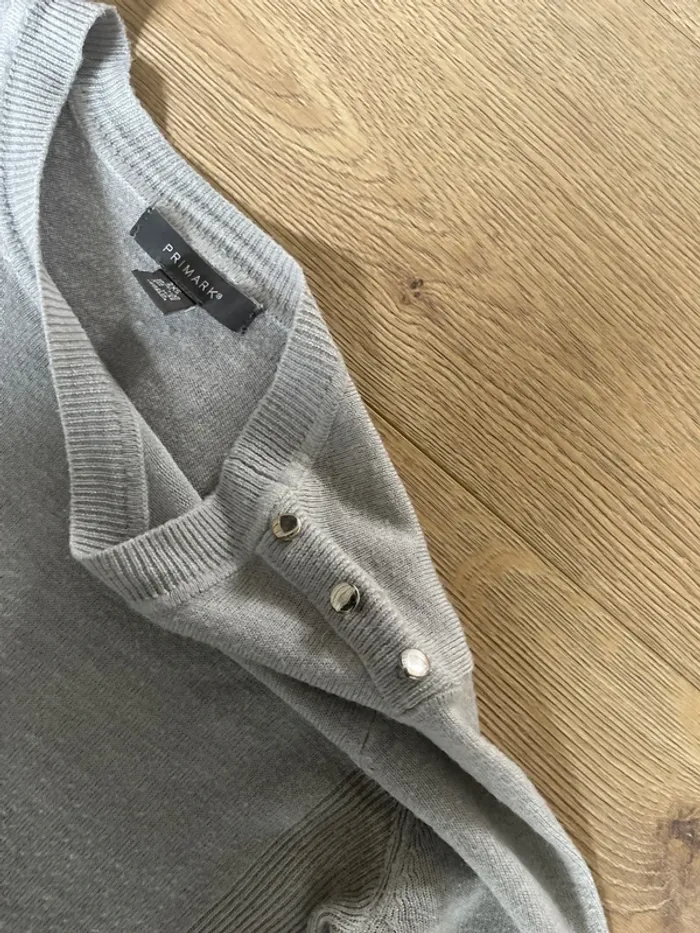 Pulls gris clair taille XS - photo numéro 2