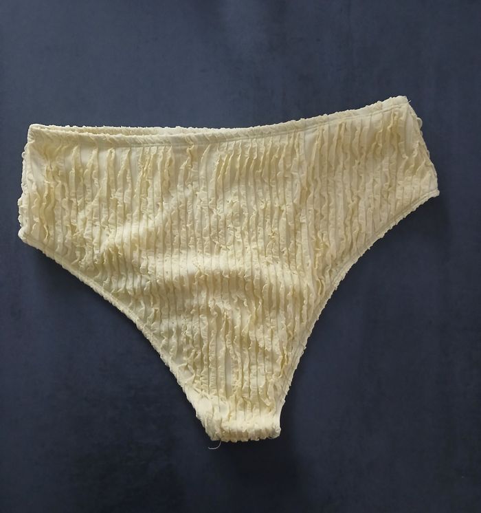Bas de maillot de bain Shein
T 48 - photo numéro 2