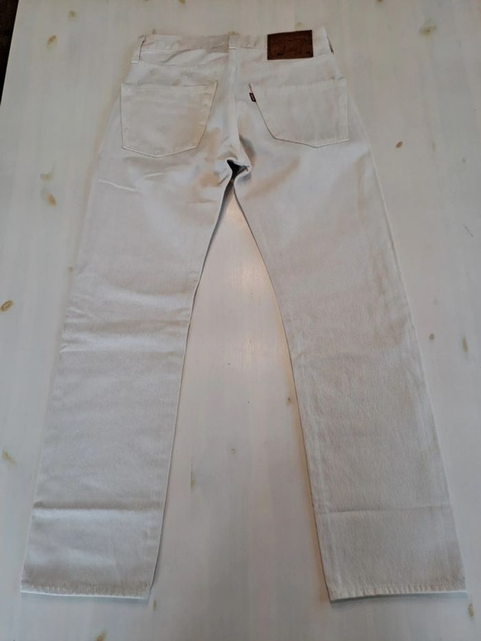 Jeans Levi's 501 27x28 neuf - photo numéro 3