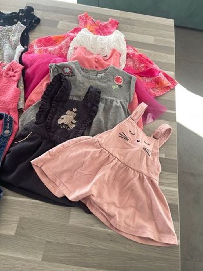 Lot fille 12 mois 33 pièces - photo numéro 9