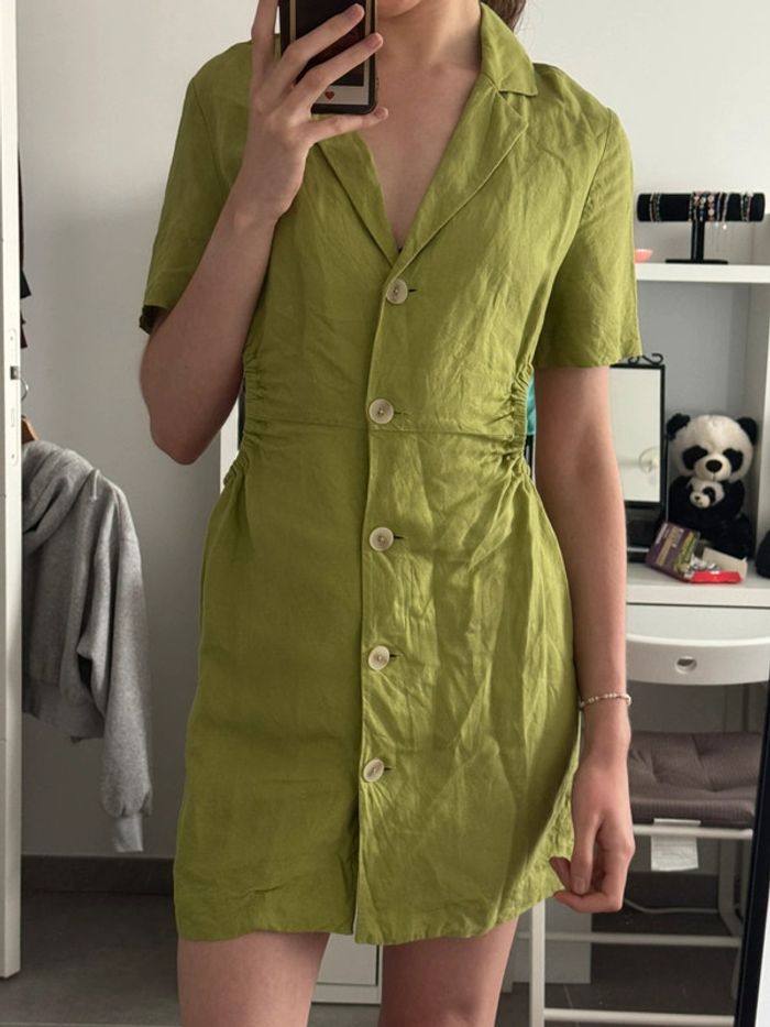 Robe courte ajusté vert Bershka