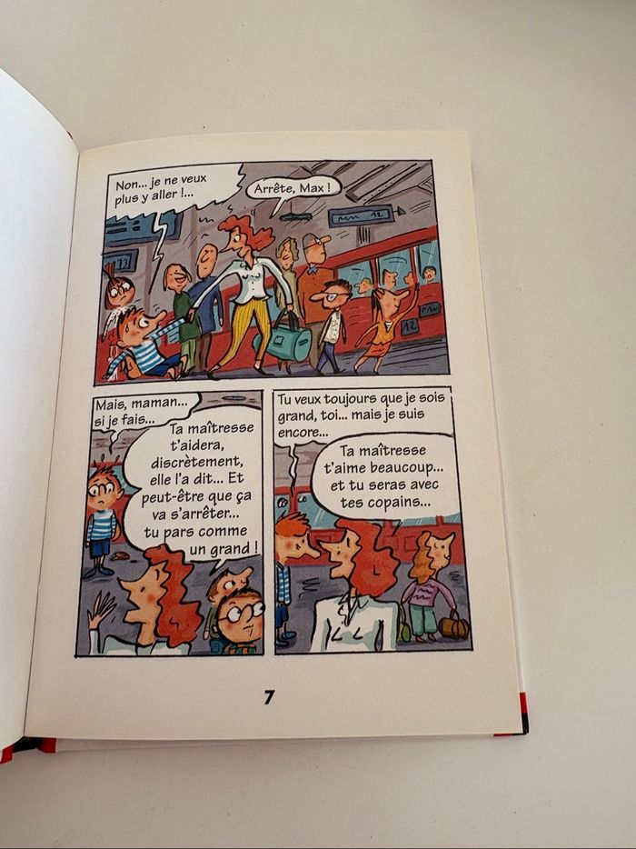 Livre Max fait pipi au lit de Dominique de Saint Mars et Serge Bloch - photo numéro 3