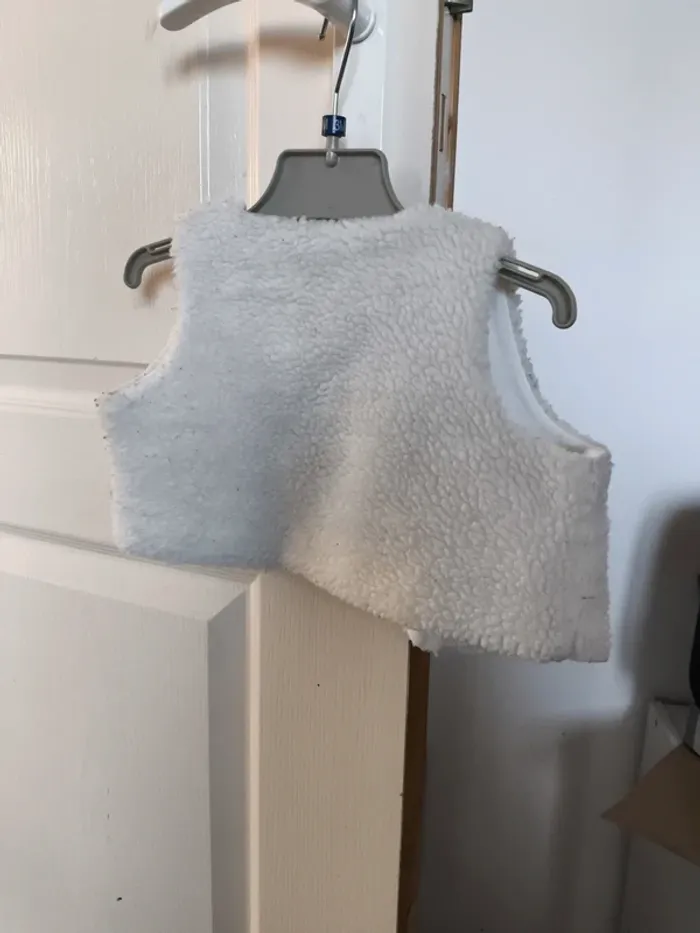 Gilet sans manches taille 2 - photo numéro 2
