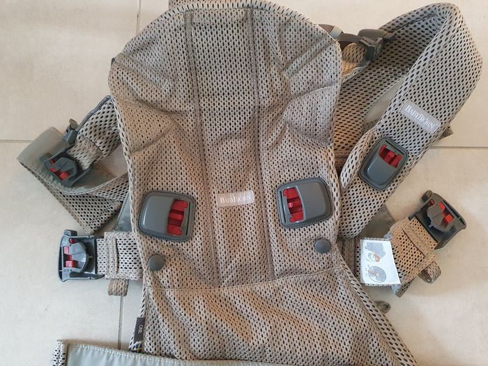 Porte-bébé BabyBjörn Baby Carrier One Air - photo numéro 3