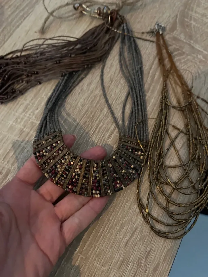 Lot de 3 colliers et un bracelet - photo numéro 3