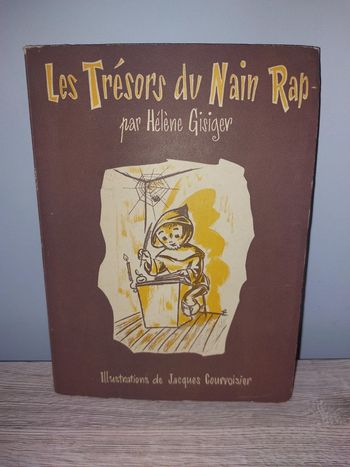 Ancien livre les trésors du nain rap