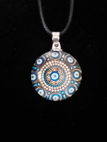 Collier corde de cire + pendentif celtique