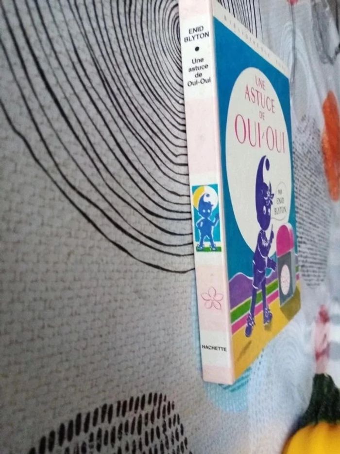 Livre Blibliothèque rose / Une astuce de Oui - oui - photo numéro 2