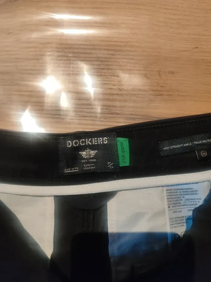 Pantalon droit Dockers – 36 – Noir – État : Excellent - photo numéro 5