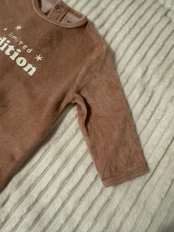Pyjama type velour - Mixte/fille/garcon - Kiabi - 6 mois - Excellent état - photo numéro 10