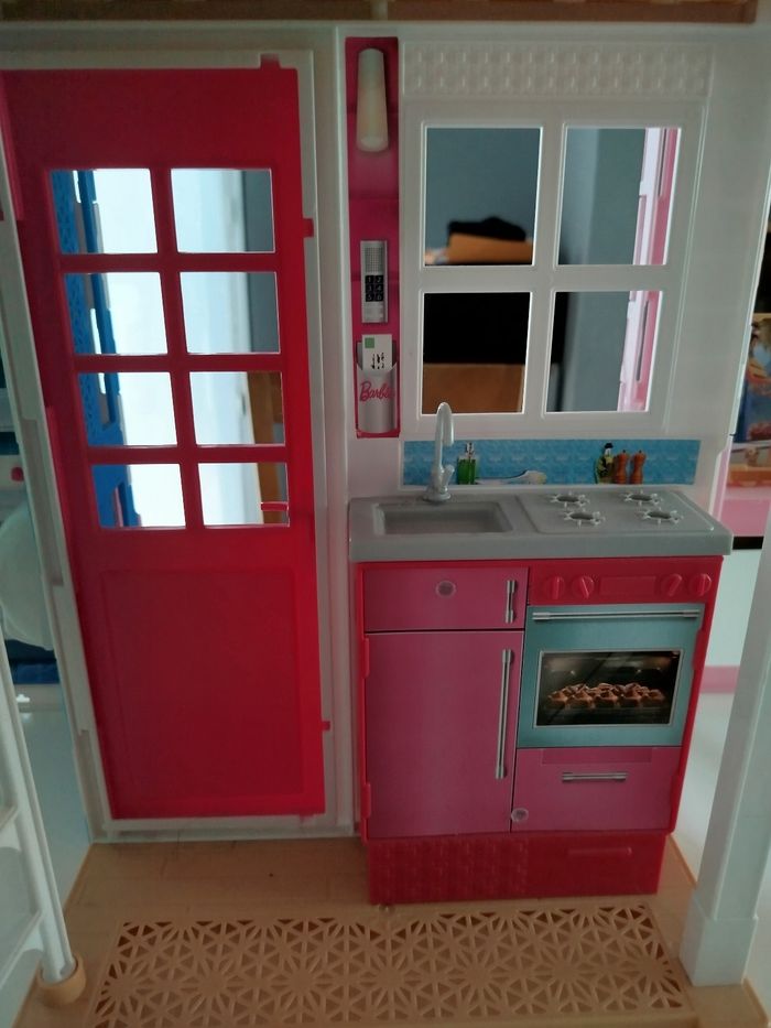 Maison de barbie - photo numéro 2