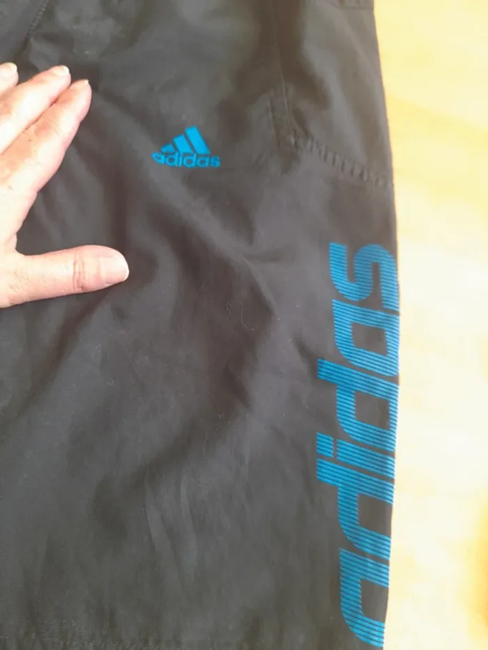 Adidas 5/6ans - photo numéro 3