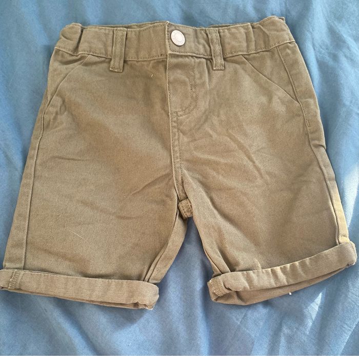 Short kaki 12-18 mois