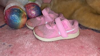 Basket Nike rose taille 22