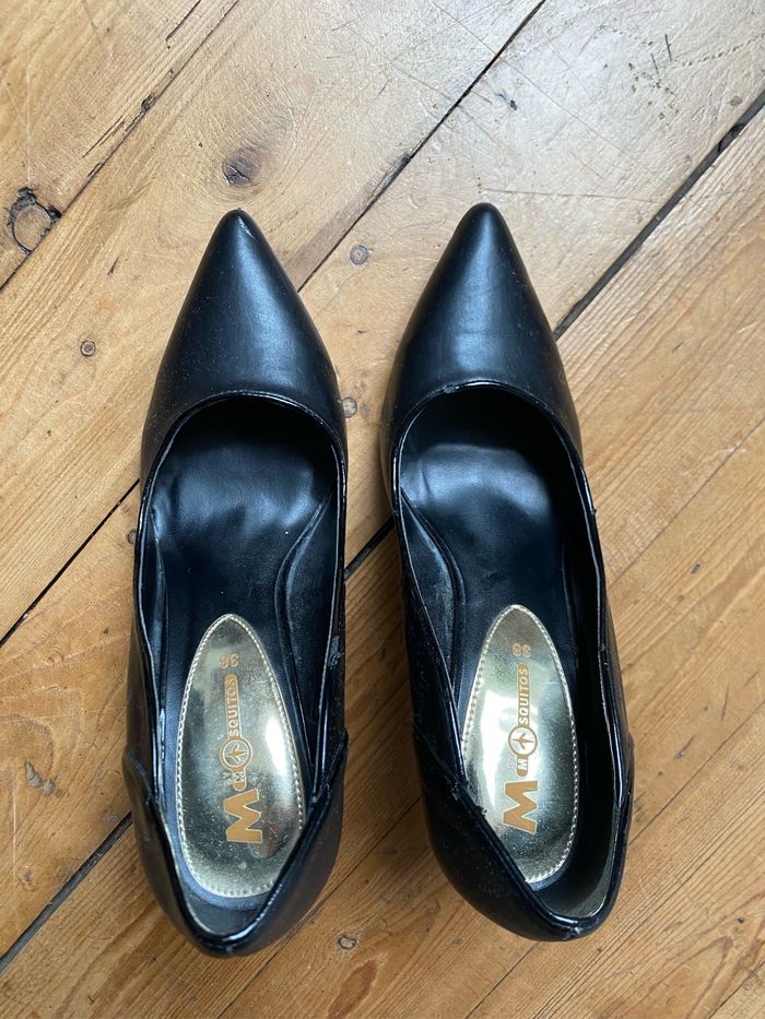 Escarpins noir talons aiguilles 38 Mosquitos - photo numéro 2