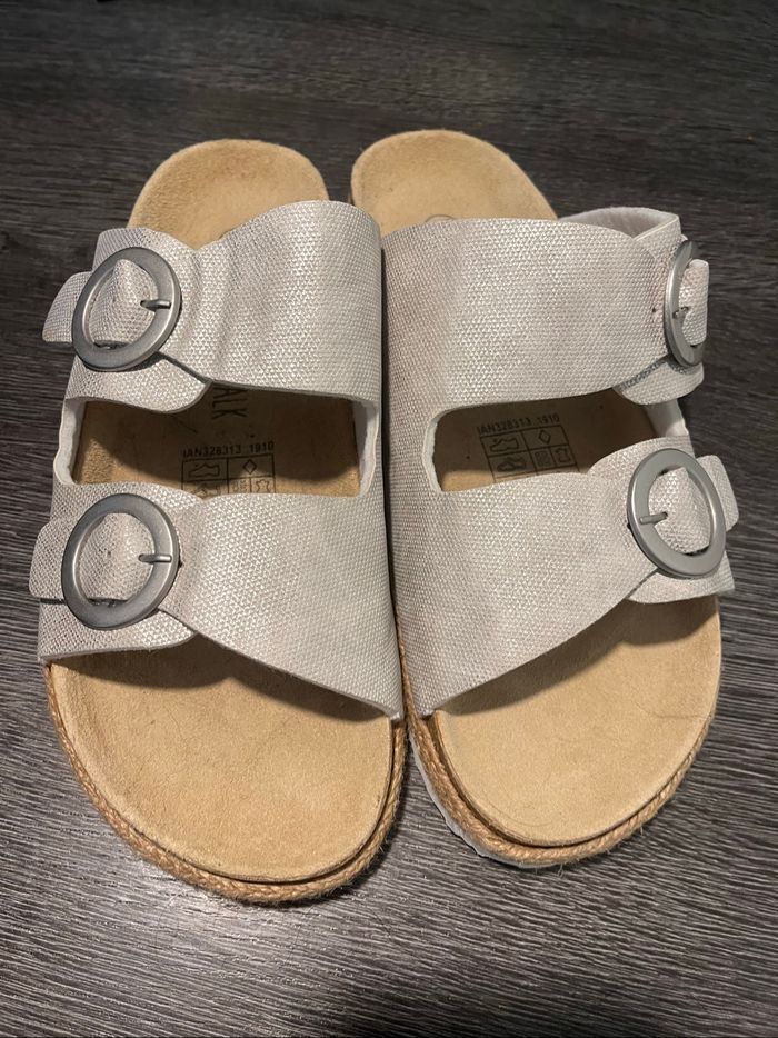 Mules argentées T40 neuves