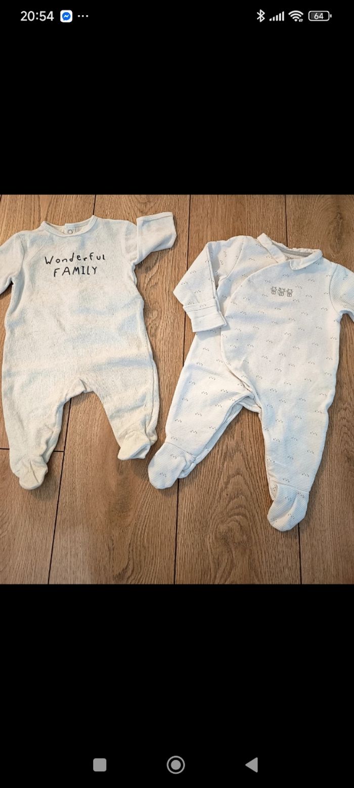 Lot pyjamas velours taille 3 mois - photo numéro 3