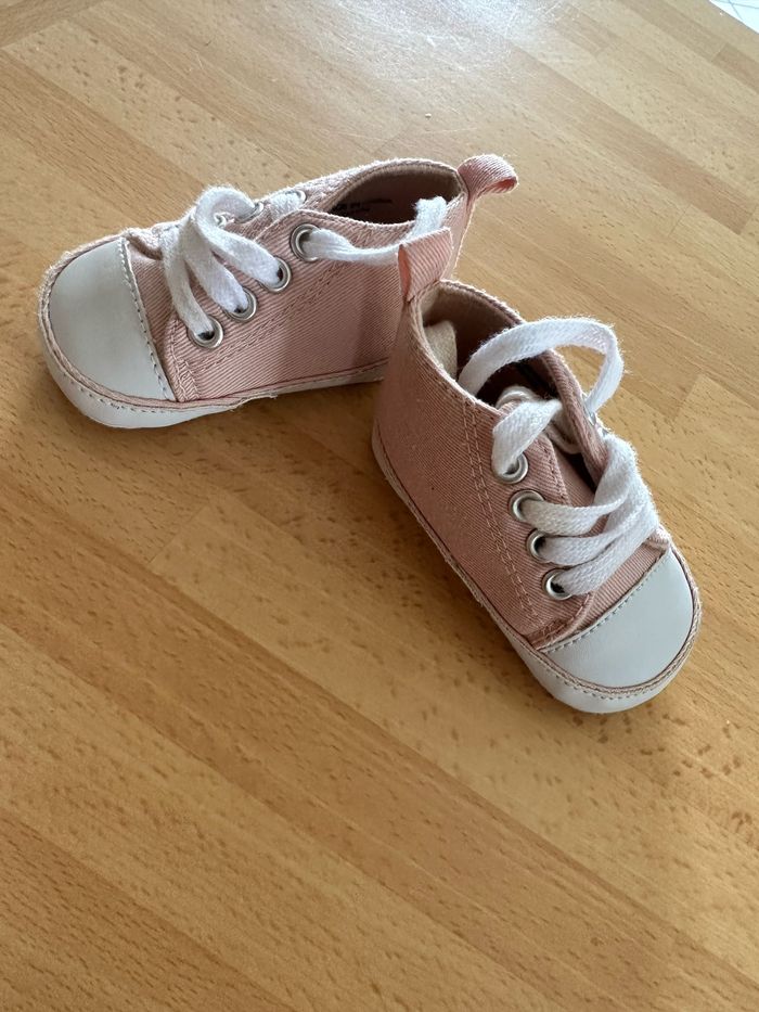 Chaussure bébé - photo numéro 2
