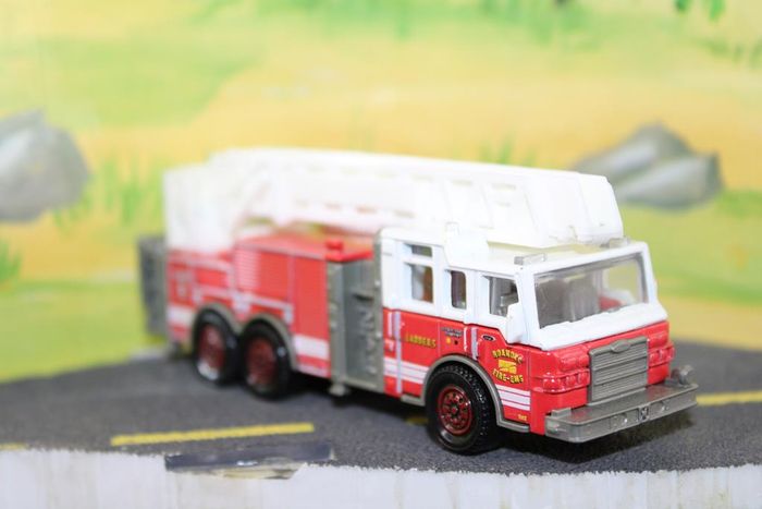 Matchbox camion de pompier - photo numéro 7