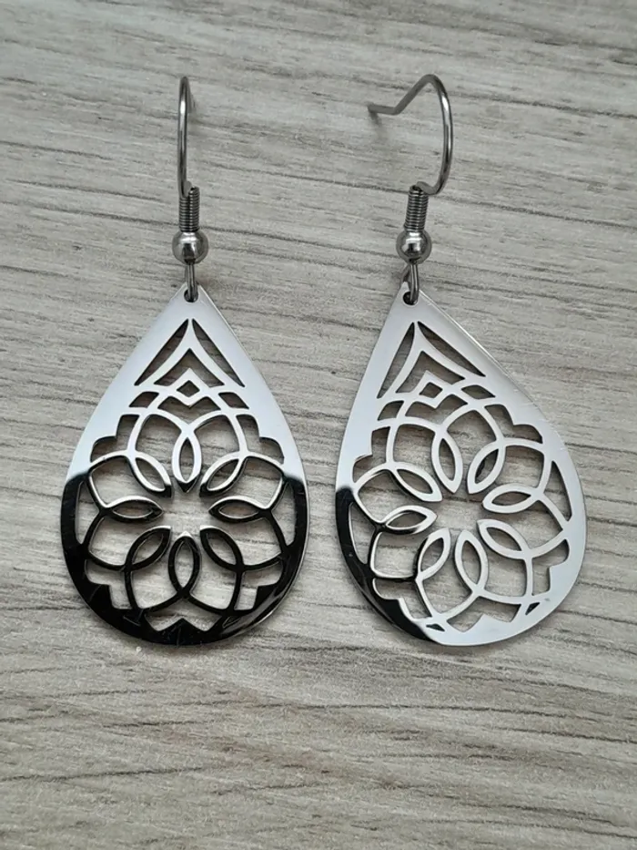 Boucles d'oreilles pendantes inspirées de la série Vikings,argentées, n°1 - photo numéro 3