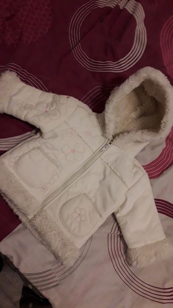 Superbe manteau style peau