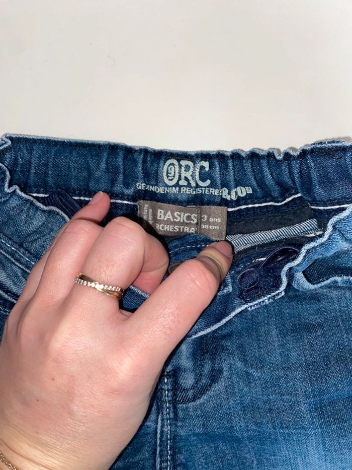 Jean bleu - photo numéro 2