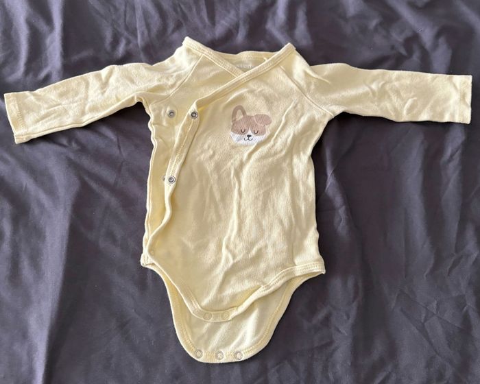 7 bodys taille 6 mois - photo numéro 3