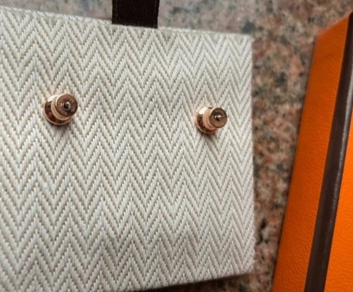 Boucles d'oreilles Hermès mini pop H neuves - photo numéro 10