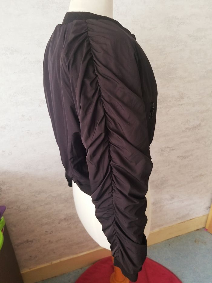 Veste courte noire M - photo numéro 2