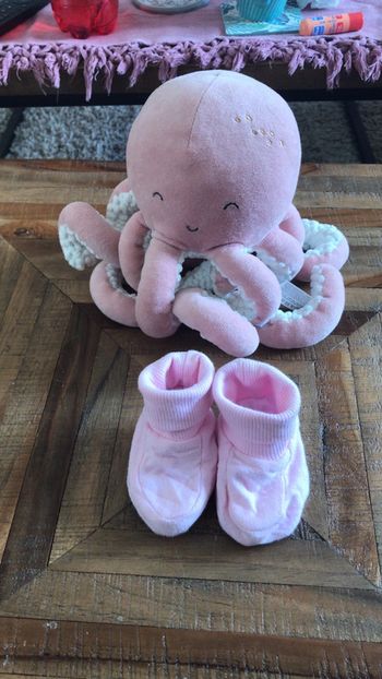 Chaussons rose naissance