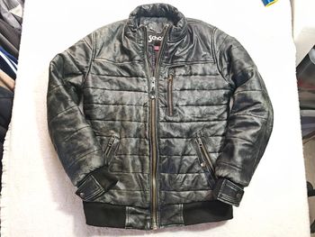 Blouson en cuir matelassé Schott NYC taille S