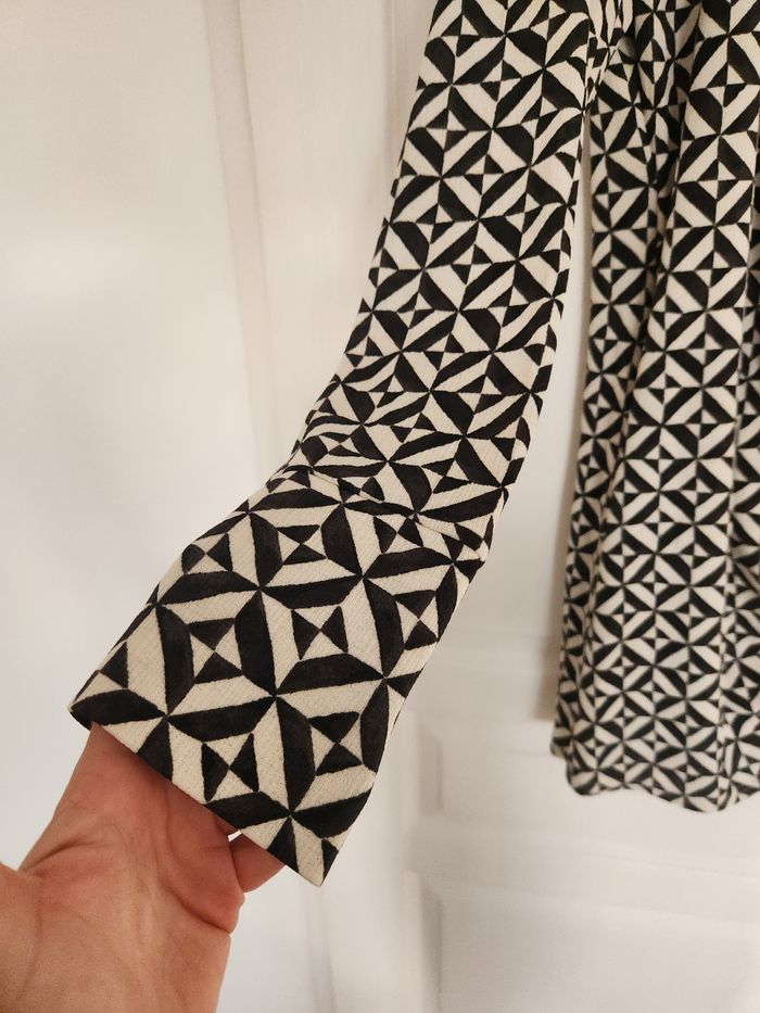 Robe noire et blanc à motifs H&M. - photo numéro 3