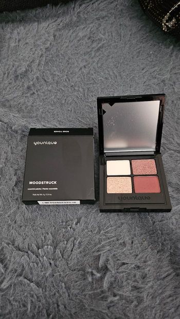 Palette essentielle younique