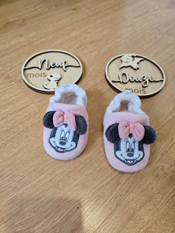 Vêtement Bébé Fille - Pantoufle Minnie  - Disney - 9/12 mois - photo numéro 2
