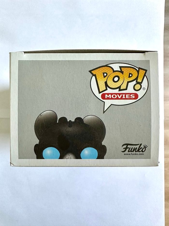 Figurine Funko Pop Night Lights numéro 728 Dragon - photo numéro 5